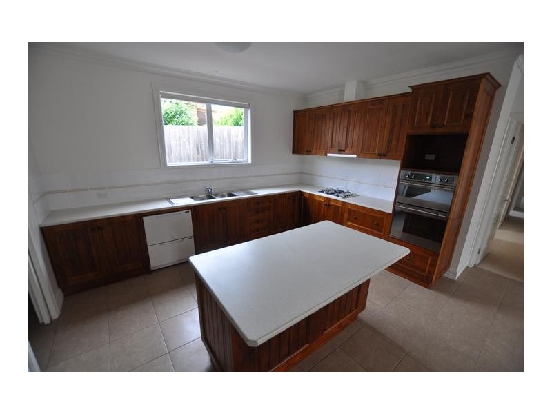 1 Honeyeater Court, Warrnambool VIC 3280
