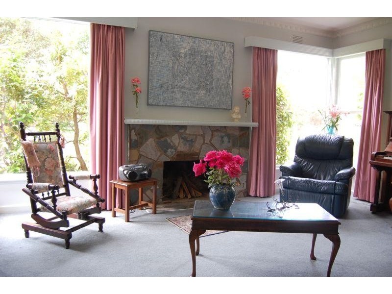 45 Lord Street, Cobden VIC 3266