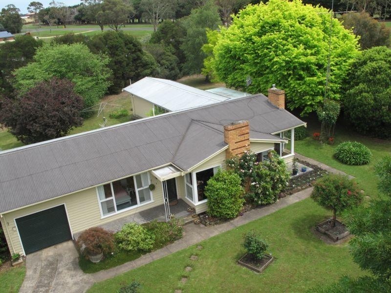 45 Lord Street, Cobden VIC 3266