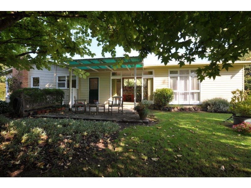 45 Lord Street, Cobden VIC 3266