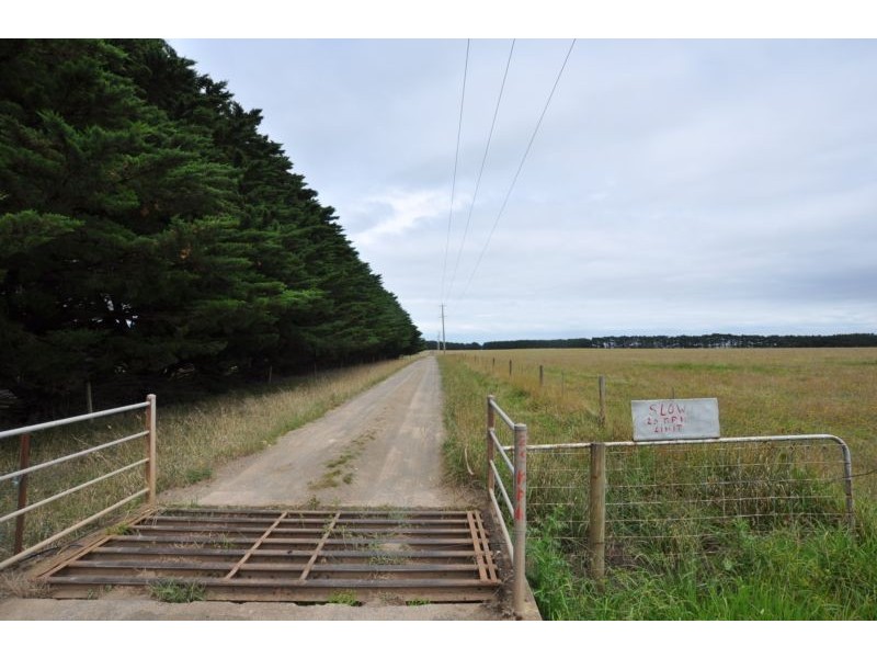 70 Dingleys Road, Cobden VIC 3266