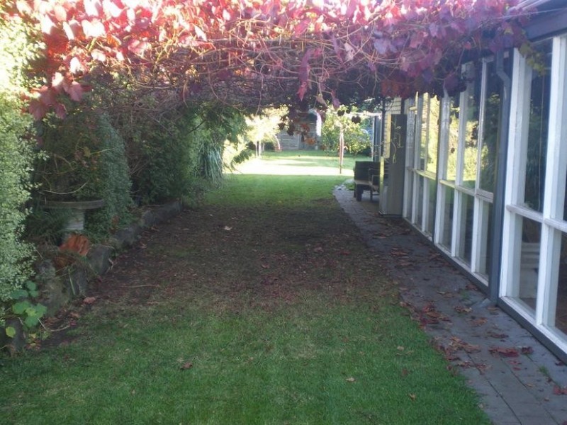 16 Donaldson Drive, Warrnambool VIC 3280