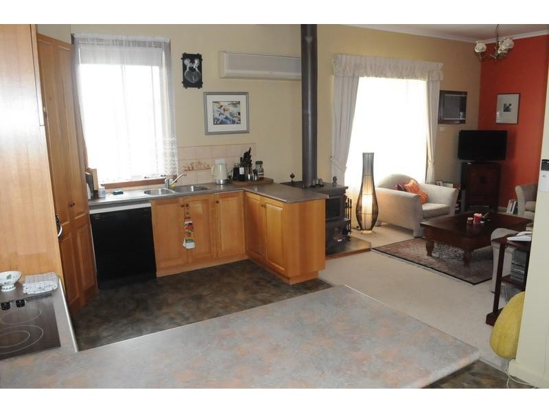 66 William Street, Lismore VIC 3324