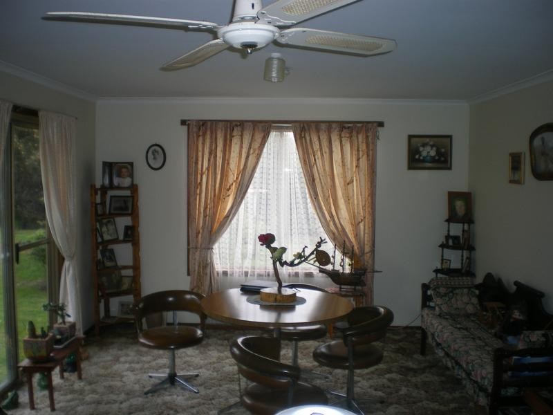 8901 Princes HIGHWAY, Panmure VIC 3265