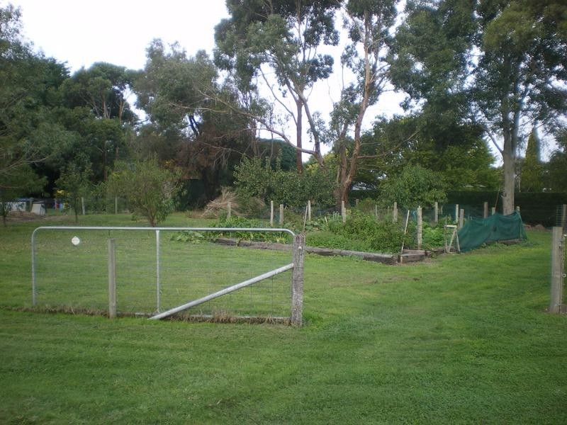 8901 Princes HIGHWAY, Panmure VIC 3265