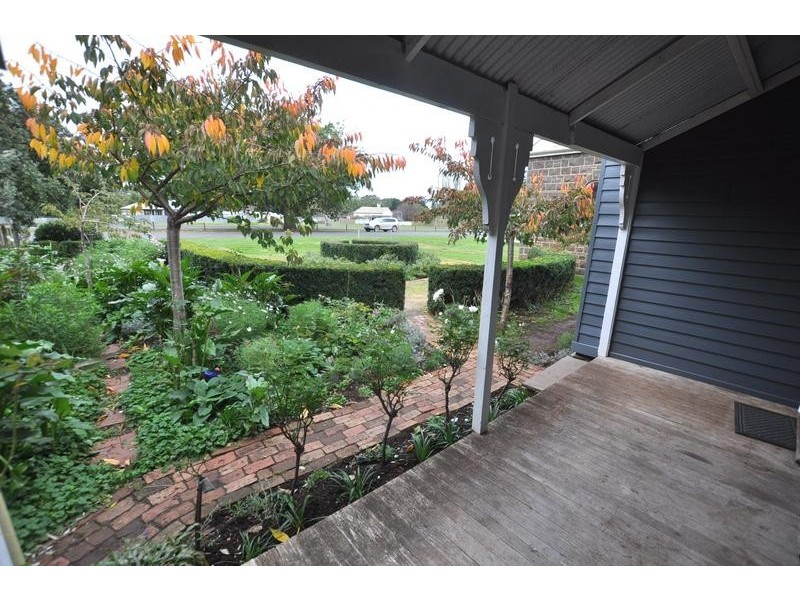 8816 Princes Highway, Panmure VIC 3265