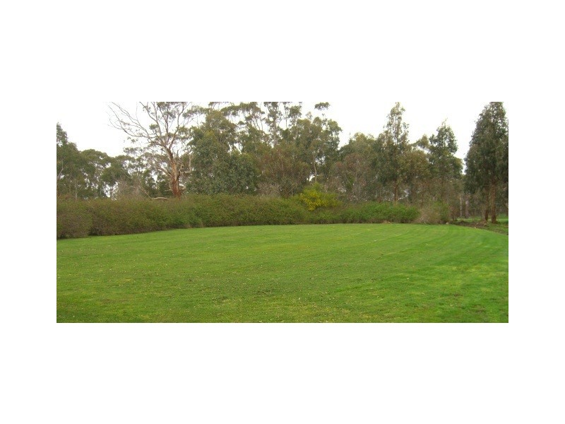 61 Maddens Bridge Road, Glenfyne VIC 3266