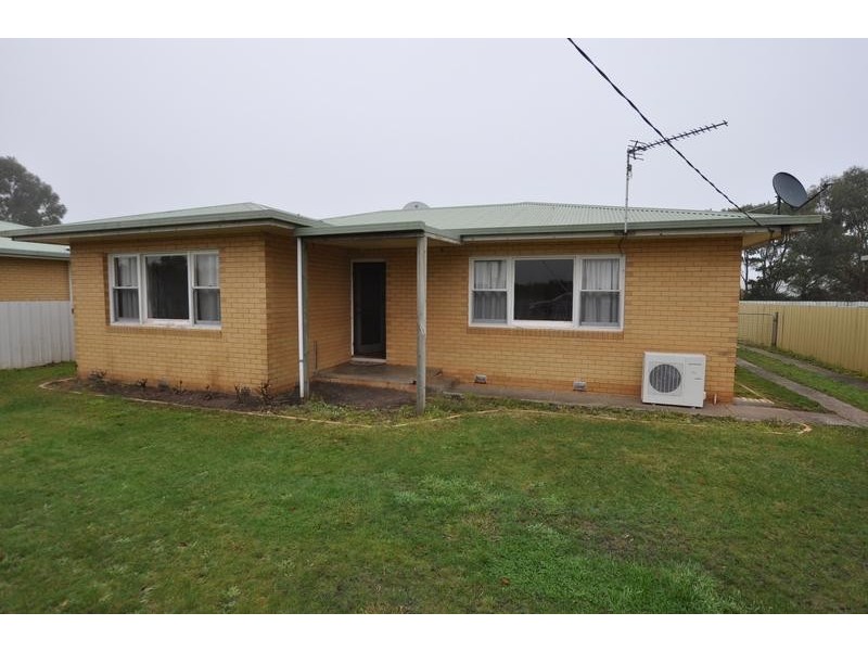 2420 Lavershill Road, Simpson VIC 3266