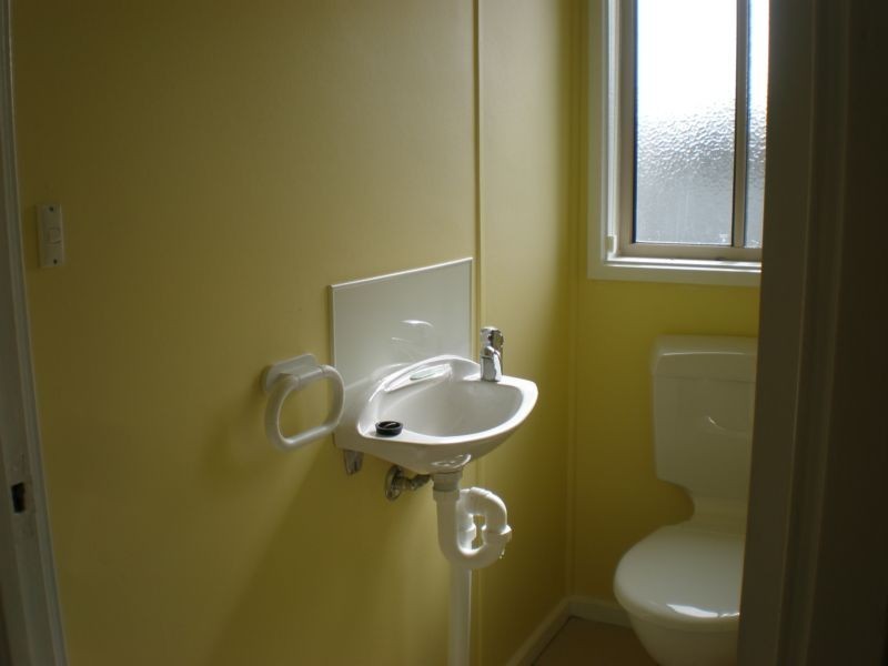 2/84 Parrott Street, Cobden VIC 3266