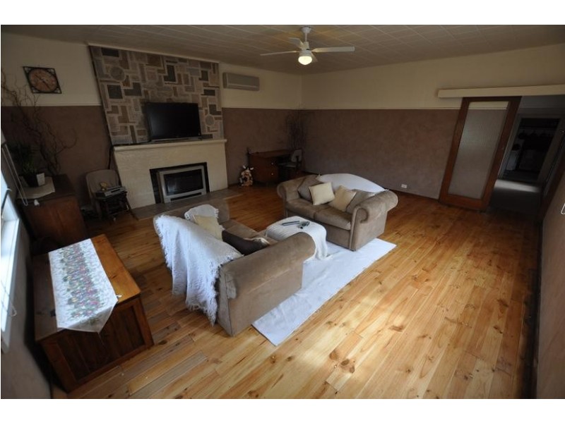 28 Holden Street, Camperdown VIC 3260