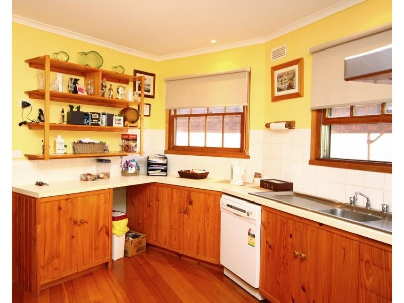 87 Hennessy Street, Port Campbell VIC 3269