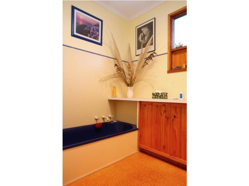 87 Hennessy Street, Port Campbell VIC 3269