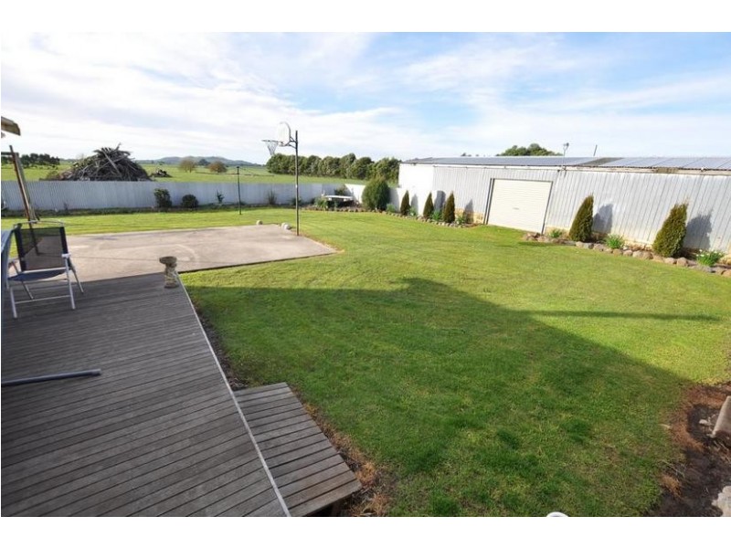 106 Black Street, Terang VIC 3264