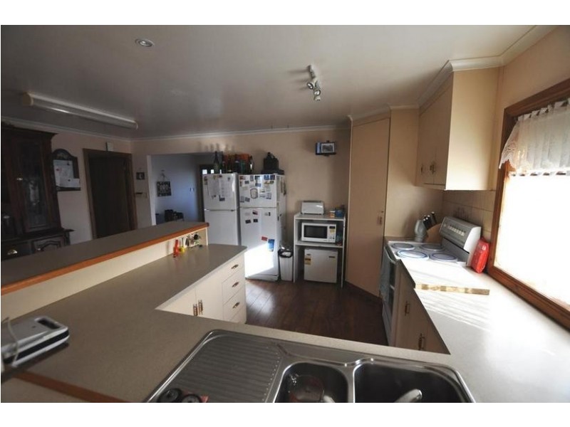 106 Black Street, Terang VIC 3264