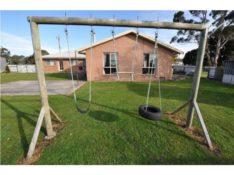 106 Black Street, Terang VIC 3264