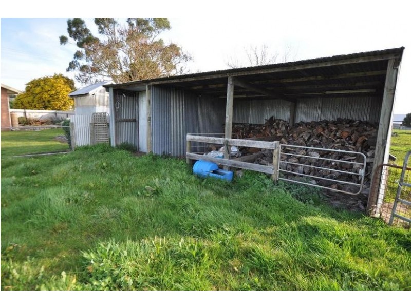 106 Black Street, Terang VIC 3264