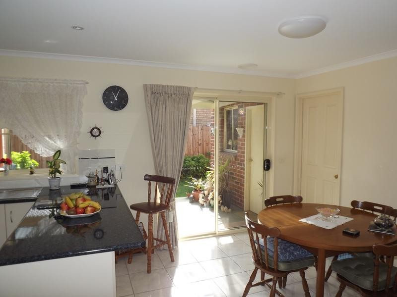 2/13 Golden Springs Court, Warrnambool VIC 3280