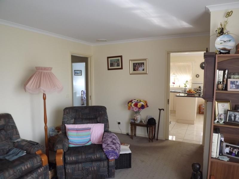 2/13 Golden Springs Court, Warrnambool VIC 3280