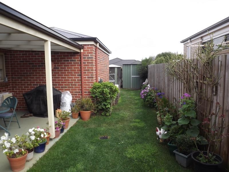 2/13 Golden Springs Court, Warrnambool VIC 3280
