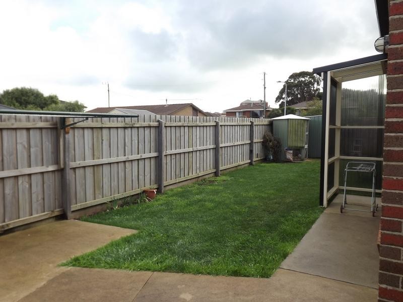 2/13 Golden Springs Court, Warrnambool VIC 3280