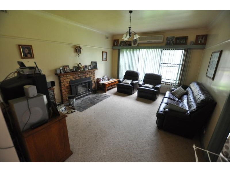 5 Murrock Street, Simpson VIC 3266