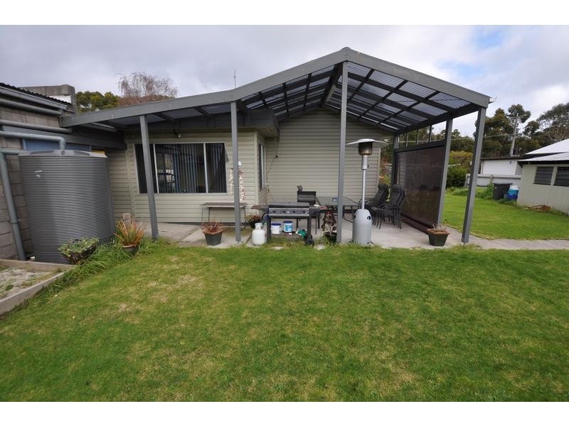 5 Murrock Street, Simpson VIC 3266