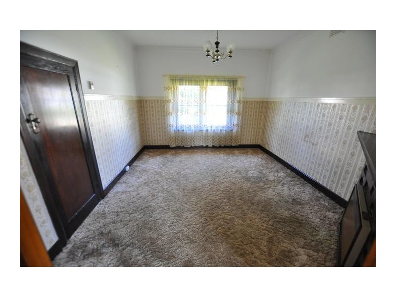 10 Silvester Street, Cobden VIC 3266