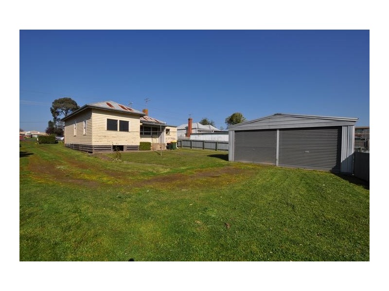 10 Silvester Street, Cobden VIC 3266