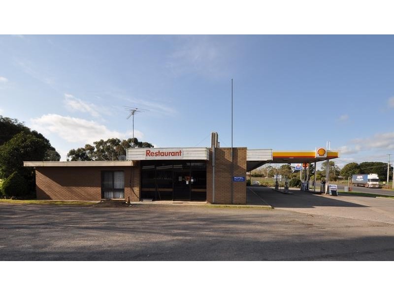 1236 Camperdown, Cobden VIC 3266