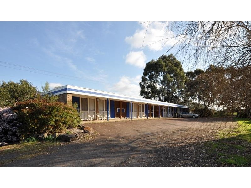 1236 Camperdown, Cobden VIC 3266