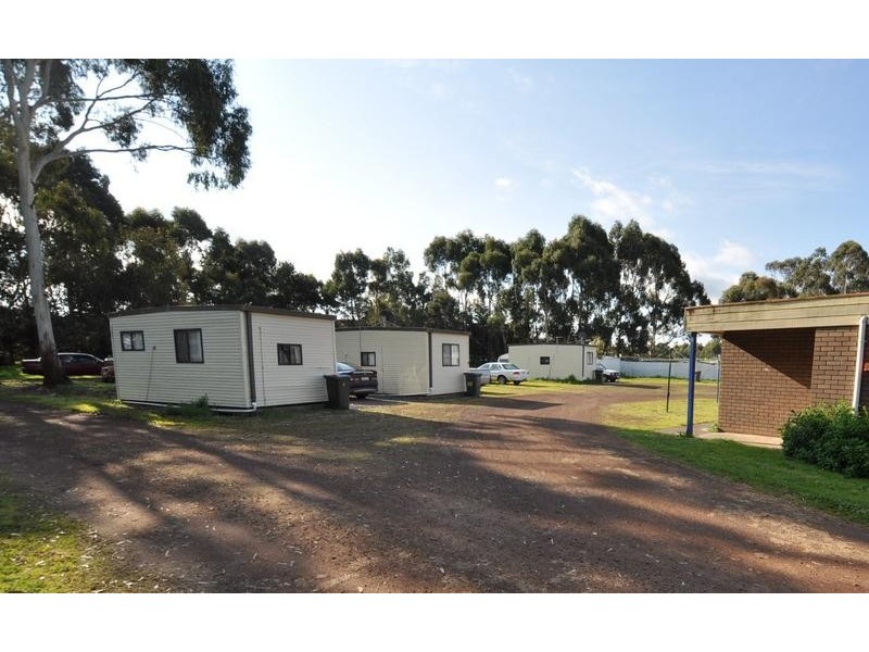 1236 Camperdown, Cobden VIC 3266