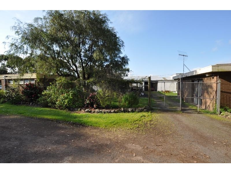 1236 Camperdown, Cobden VIC 3266