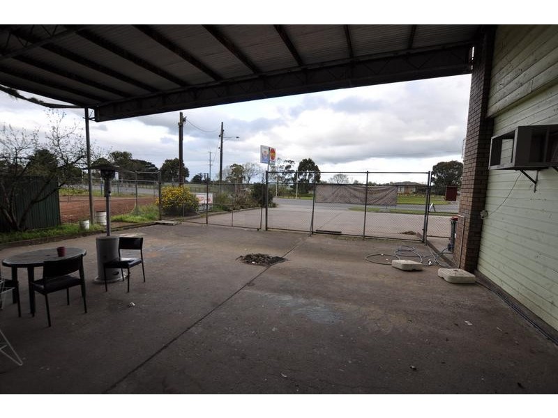 1236 Camperdown, Cobden VIC 3266