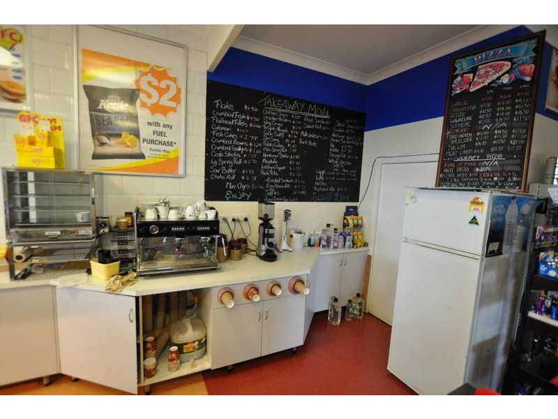 1236 Camperdown, Cobden VIC 3266