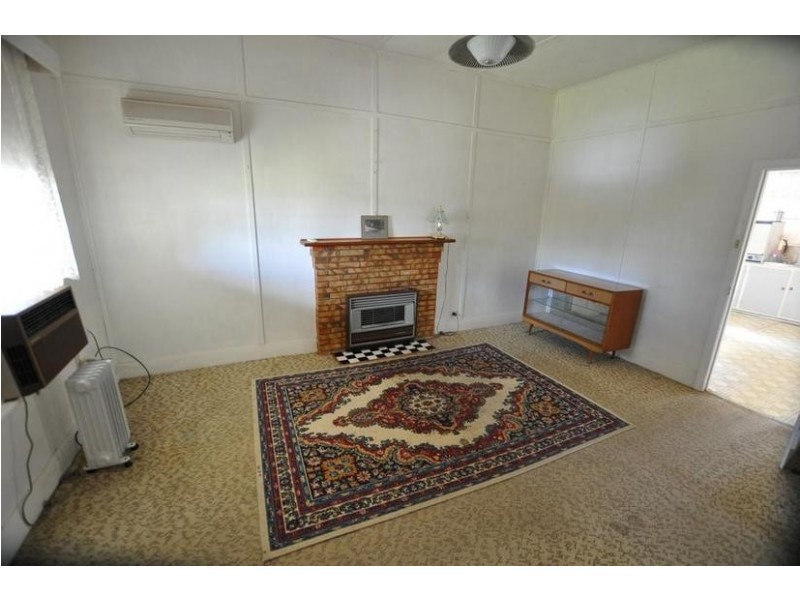 36 Lord Street, Cobden VIC 3266