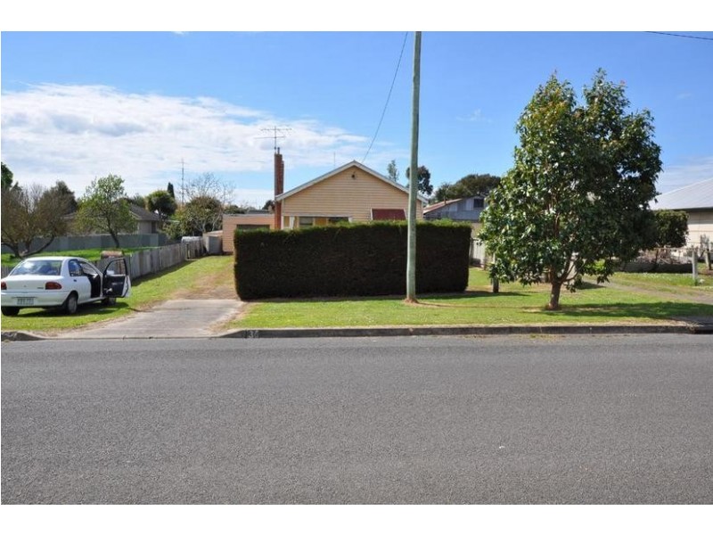 36 Lord Street, Cobden VIC 3266