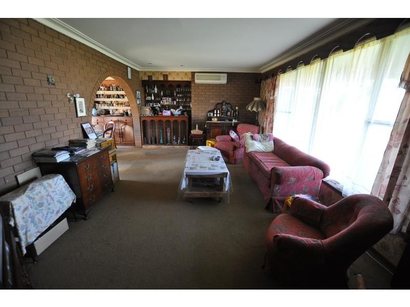 94 Clarke Street, Cobden VIC 3266