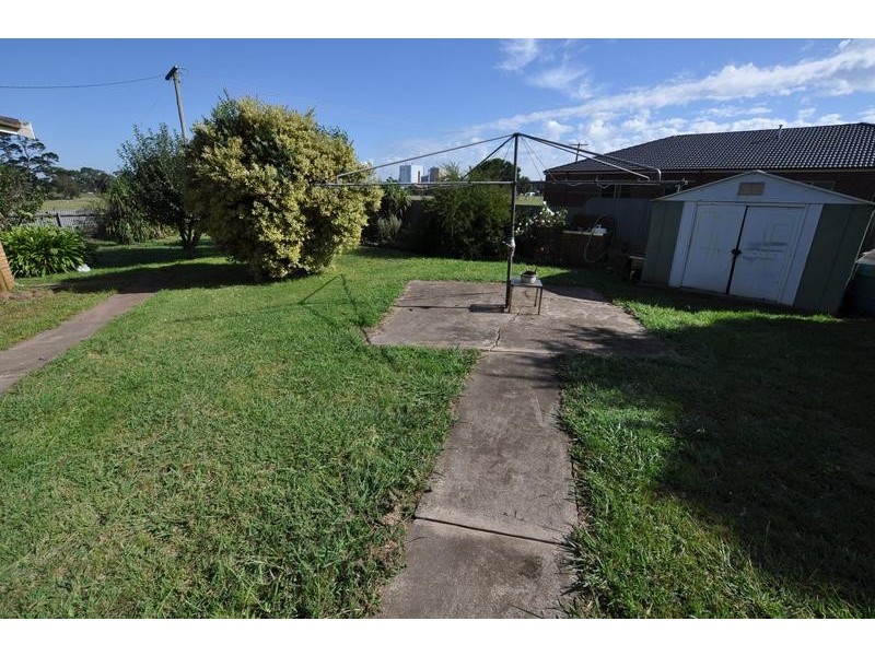 94 Clarke Street, Cobden VIC 3266