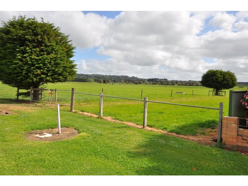 83 Depot Road, Camperdown VIC 3260