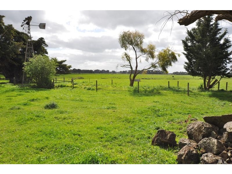 83 Depot Road, Camperdown VIC 3260