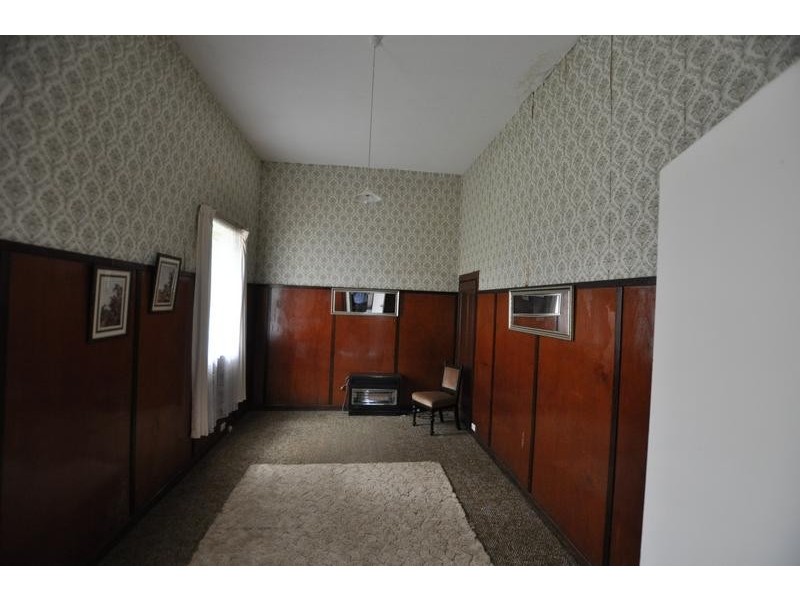 83 Depot Road, Camperdown VIC 3260