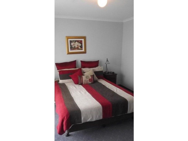 11 Kingfisher Grove, Warrnambool VIC 3280