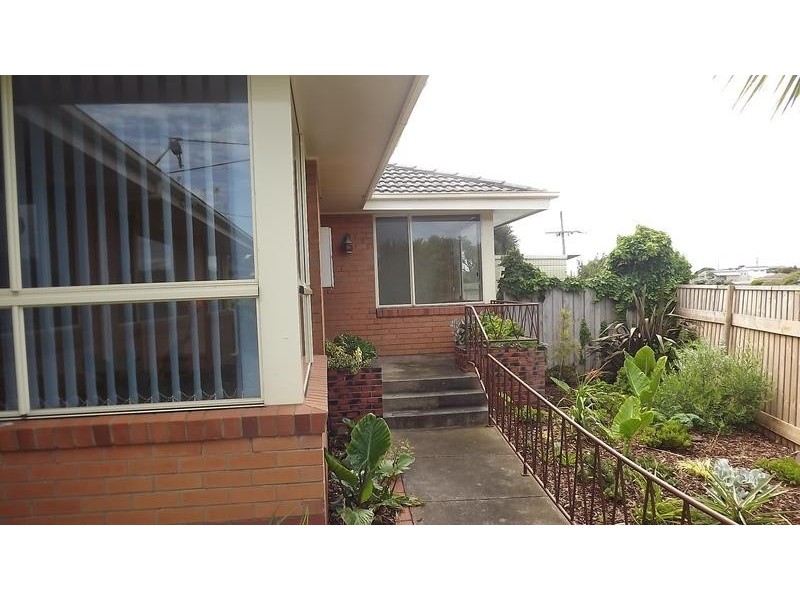 2 Gladstone Street, Warrnambool VIC 3280