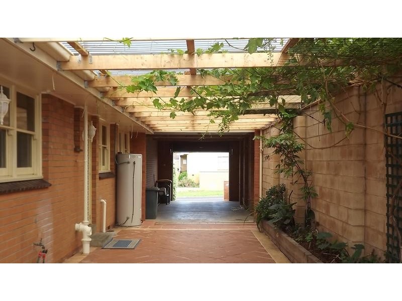 2 Gladstone Street, Warrnambool VIC 3280