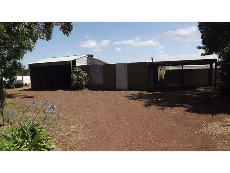 132 HIGH STREET, Lismore VIC 3324