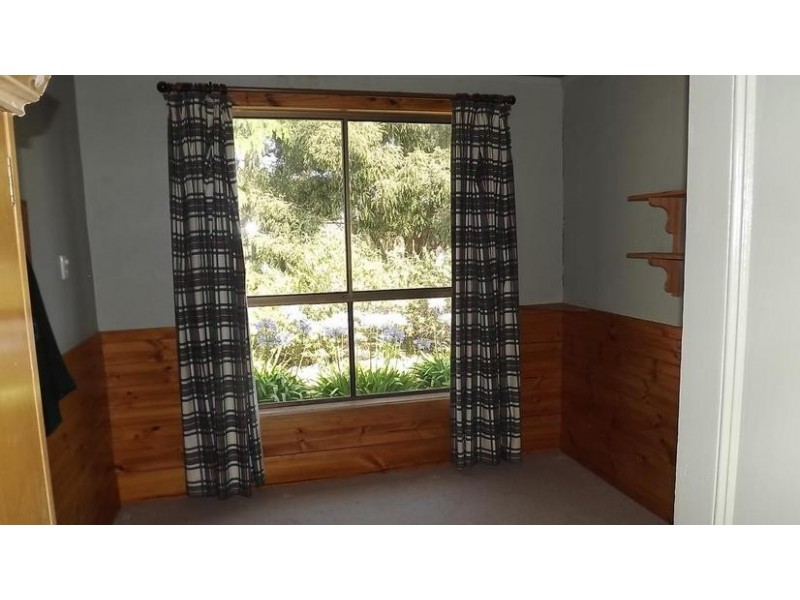 132 HIGH STREET, Lismore VIC 3324