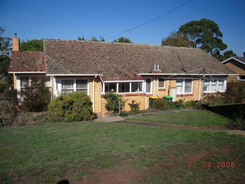 28 Peter Street, Cobden VIC 3266