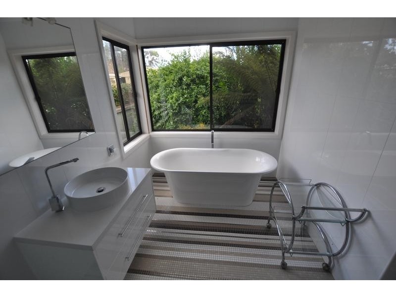 21 Baxter Street, Timboon VIC 3268