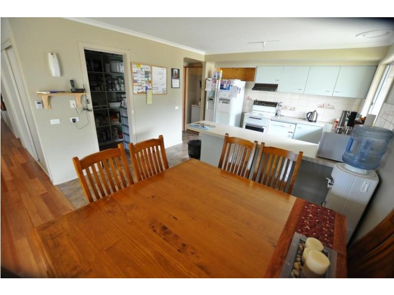 475 Crescent Road, Simpson VIC 3266