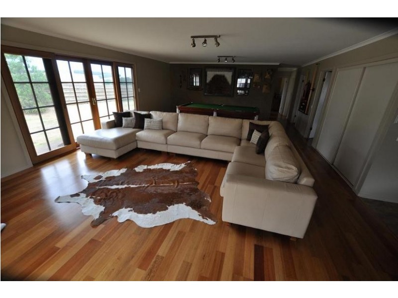 475 Crescent Road, Simpson VIC 3266